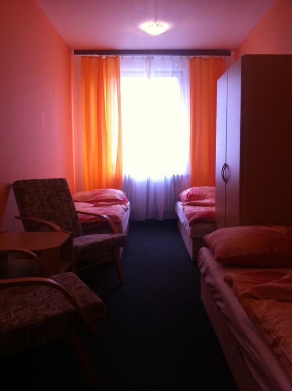Hostel Liben Prag Oda fotoğraf