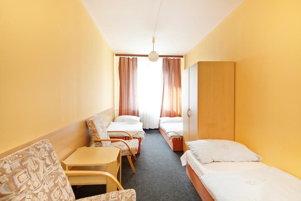 Hostel Liben Prag Oda fotoğraf